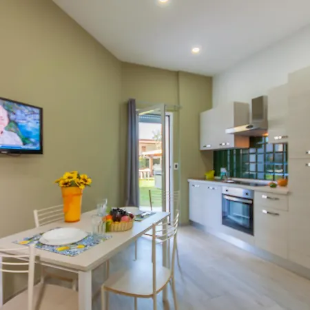 Casa Smeralda A 200 Mt Dal Mare - Happy