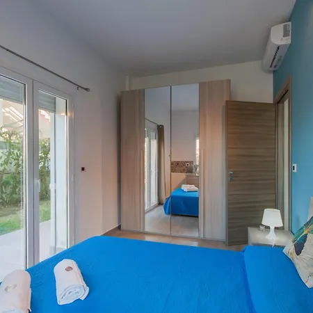 Casa Smeralda A 200 Mt Dal Mare - Happy Apartment *